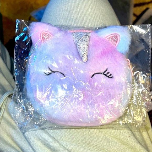 𝅺UNICORN round purse 👛 - Picture 2 of 10